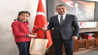 Serinhisarlı öğrenciler leblebi projesiyle Türkiye 1.si oldu