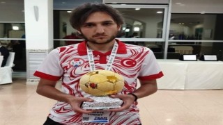 Sesi Görenler Liginin Kayserili golcüsü zirvede