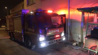 Sigara içerken uyuyakalınca kendisi de yandı