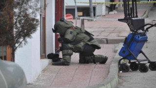 Simit fırını yanına bırakılan eşofman polisi alarma geçirdi