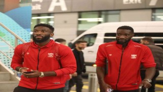 Sivasspor kafilesi İstanbula ulaştı