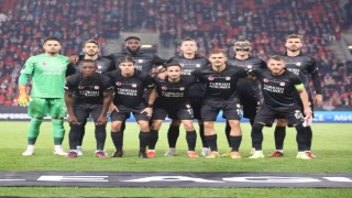 Sivassporda Fenerbahçe maçı kadrosu açıklandı: 3 isim kadroda yok