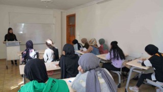 Siverekte eğitime destek devam ediyor