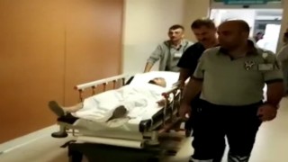 Sokakta yürürken silahlı saldırıda yaralandı