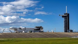 SpaceXin Falcon Heavy roketi 2019dan bu yana ilk kez uzaya fırlatıldı