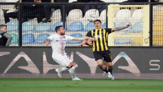 Spor Toto Süper Lig: İstanbulspor: 0 - Hatayspor: 1 (İlk yarı)