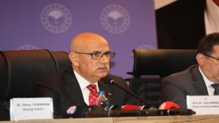 Tarım ve Orman Bakanı Kirişci: “Cumhurbaşkanımızın adeta ağzına bakan ve bu kişi ne diyecek diye bekleyen bir dünya var”