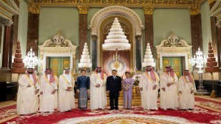 Tayland Kralı Vajiralongkorn ve Kraliçe Suthida, dünya liderlerini ağırladı