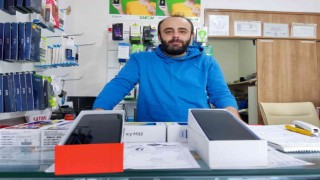 Telefoncu esnafı ABnin tek tip şarj aleti düzenlemesini olumlu karşıladı