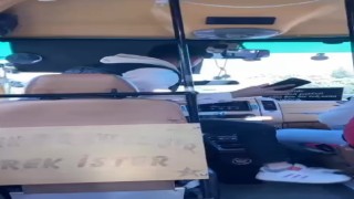 TEM otoyolunda minibüste ‘seyir halindeyken şoför değişikliği kamerada