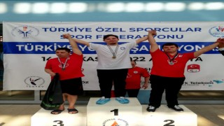 Tepebaşının özel sporcuları büyük başarı kazandı