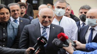 TFF Başkanı Büyükekşi, derbide yaralanan taraftarı Şampiyonlar Ligi finaline davet etti