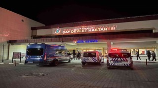 Tırın çadırını katlayan genç kepçenin altında kalarak hayatını kaybetti