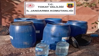 Tokatta bin 338 litre kaçak içki ele geçirildi