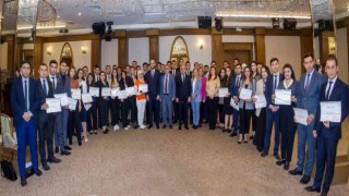 Türkiyenin “Koruyucu Aile Sistemi” Azerbaycanda uygulamaya konuluyor