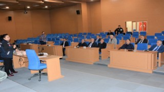 Tuşba Belediyesi personeline ‘Afetlerde Temel İlk Yardım Uygulamaları eğitimi