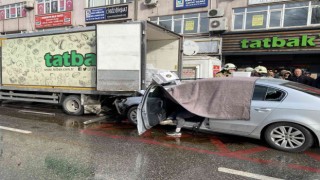 Ümraniyede kalp krizi geçiren sürücü kaza yaptı, ağır yaralandı