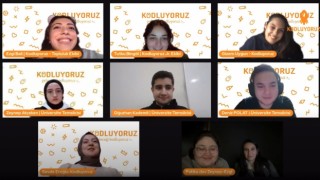 Üniversite yazılım programı başarıyla tamamlandı