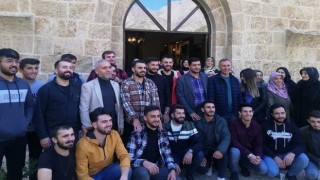 Üniversiteli gençler Şemdinli ilçesini gezi
