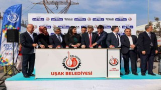 Uşak Belediyesinden bir günde iki açılış bir temel atma bir tanıtım programı