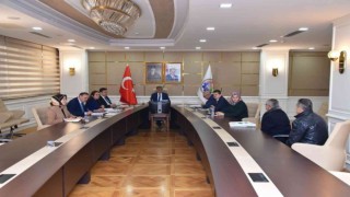 Vali Gürel halkın sorunlarını dinliyor
