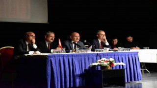 Vali Karadeniz, Salihlide muhtarlar ve vatandaşlarla buluştu