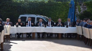 Vali Karadeniz, taziyeleri kabul etti