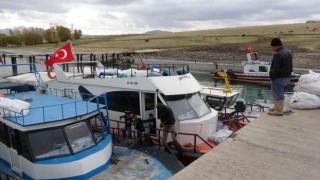 Van Gölünde balıkçı limanlarına yeni dokunuş