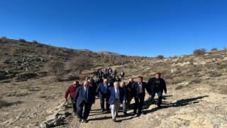 Yayla sakinlerini sevindiren yol haberi