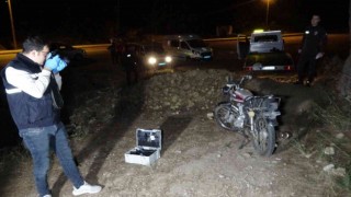 Yedieminden motosiklet çaldılar, satmaya kalkışınca yakalandılar