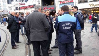 Yeni önlemler sonrasında İstiklal Caddesinde denetim yapıldı