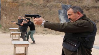 Yeşil vatanın nöbetçilerine yılbaşı öncesi polisten silah eğitimi