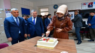 Yeşilyurtta çifti 24 Kasım kutlaması