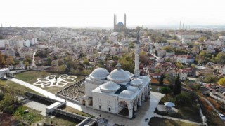 Yıpranan asırlık mezar taşları onarıldı