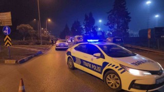 Yol kenarındaki şüpheli valiz polisi harekete geçirdi