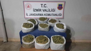 Yol kontrolünde 11 kilo uyuşturucuyla yakalandı