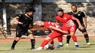 Zorlu maçın galibi Çeşme Belediyespor