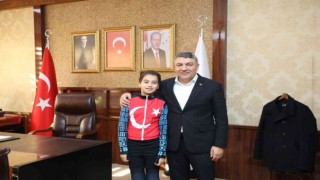 10 yaşındaki Muhammed, Avrupa şampiyonu oldu