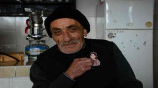 28 yıldır eşinin fotoğrafını cüzdanında taşıyor