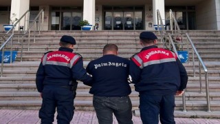 4 ayrı suçtan aranıyordu, Jandarmanın operasyonuyla yakalandı
