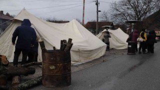 AB ve NATO'dan Kosova'nın kuzeyindeki şiddet olaylarına tepki