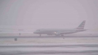ABDde 2 binden fazla uçuş kar fırtınası nedeniyle iptal edildi