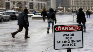 ABDde kar fırtınasının neden olduğu kazalarda can kaybı 17ye yükseldi