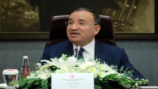 Adalet Bakanlığı işaret diliyle hukuki terimler sözlüğü hazırlıyor