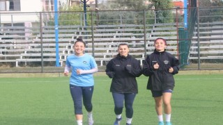 Adana Demirspor Kadın Futbol Kulübünde Antalyaspor maçı hazırlıkları