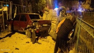 Adanada kontrolden çıkan araç park halindeki araca çarptı: 1 yaralı
