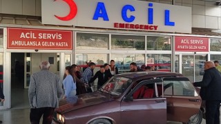 Adanada traktör devrilmesi sonucu çok sayıda işçi yaralandı