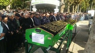 Adana’daki silahlı kavgada yaşamını yitiren 2 kardeşin cenazeleri defnedildi