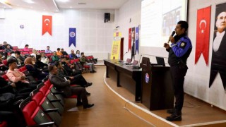 Akademisyen ve öğrencilere kadına el kalkmaz semineri