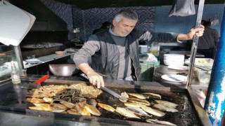 Aksarayda evde balık temizleme ve pişirme derdine son
